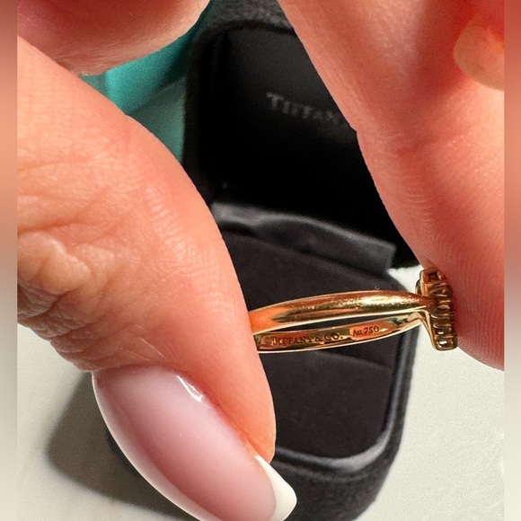 TIFFANY & Co. 18K Rose Gold  Diamond Heart Ring 0.6ct - Picture 5 of 7
